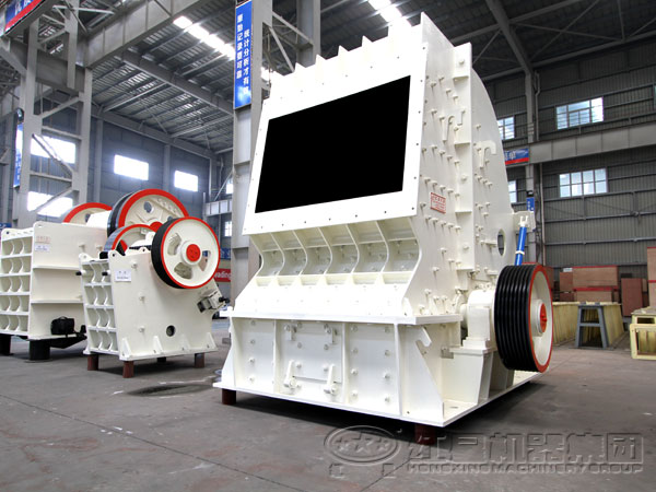 反擊式破碎機(jī)