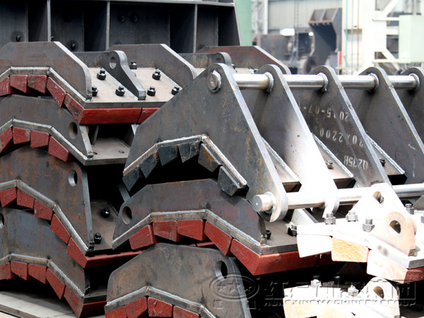 反擊式破碎機反擊板