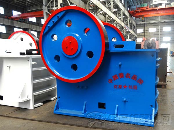 鄂式破碎機