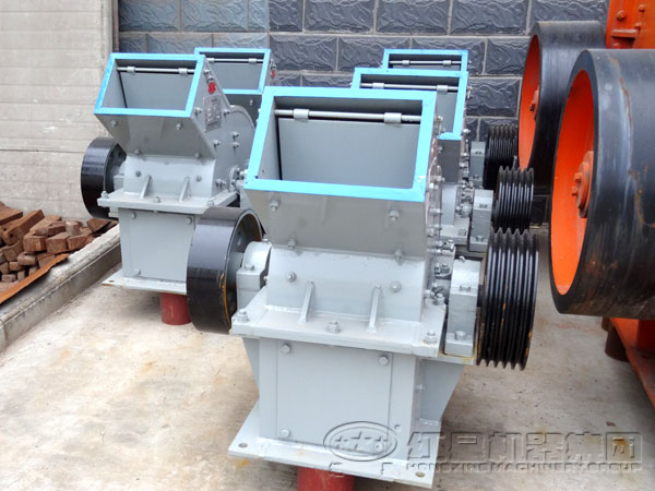 錘式制砂機(jī)