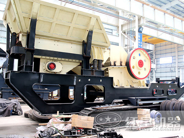 紅星新型環(huán)保車載碎石機