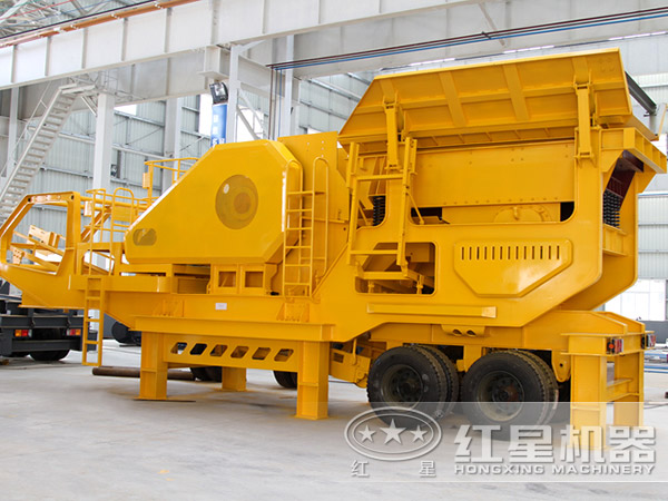 履帶移動(dòng)破碎站