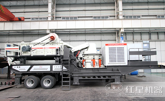 時(shí)產(chǎn)200噸輪胎式砂石破碎站