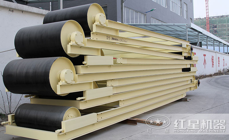 紅星膠帶輸送機(jī)質(zhì)高價(jià)廉、現(xiàn)貨供應(yīng)