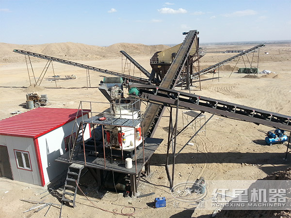 山東用戶(hù)液壓圓錐破碎機(jī)碎石現(xiàn)場(chǎng)