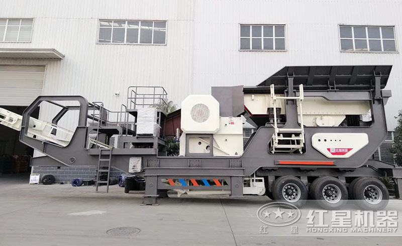 紅星車(chē)載輪胎式移動(dòng)破碎機(jī)高配置、優(yōu)選材，更值得信賴(lài)