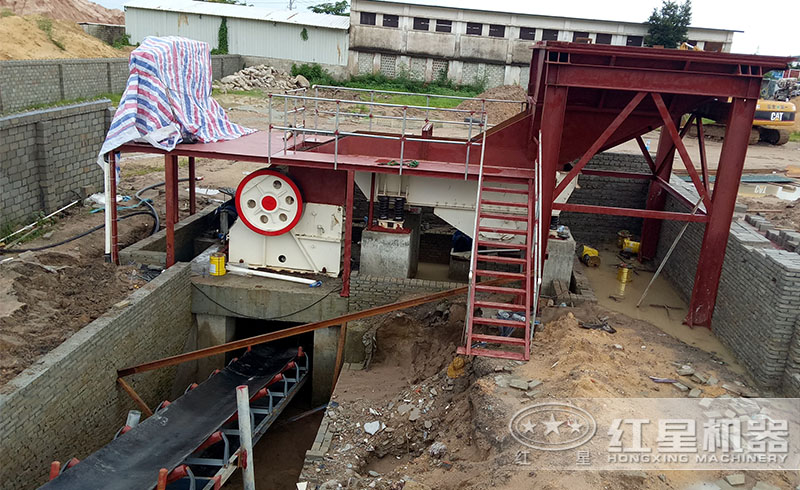 紅星用戶鄂式破碎機(jī)生產(chǎn)線現(xiàn)場(chǎng)