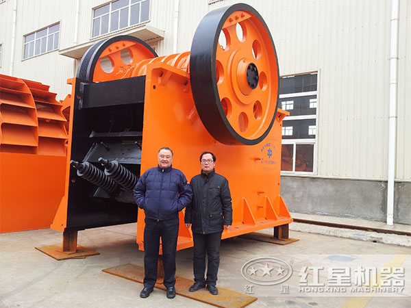 用戶來紅星廠區(qū)參觀了解鄂破