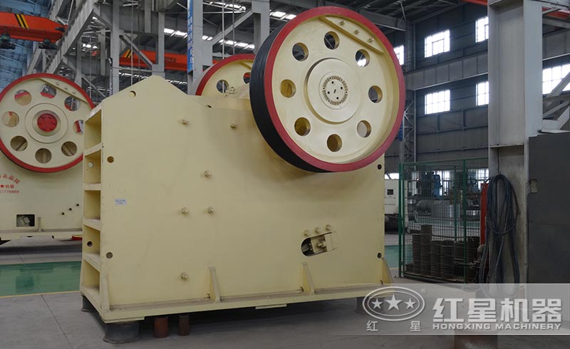 紅星顎式破碎機(jī)多款機(jī)型、現(xiàn)貨供應(yīng)