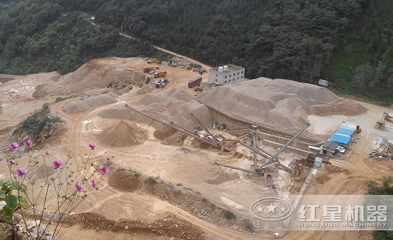 制砂生產(chǎn)線(xiàn)現(xiàn)場(chǎng)