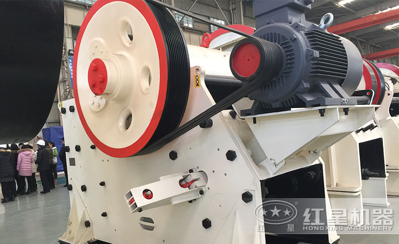 電機(jī)機(jī)身一體化結(jié)構(gòu)，占用空間小，便于安裝和使用