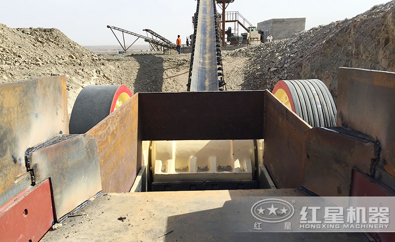 紅星用戶鄂式碎石機(jī)碎石現(xiàn)場