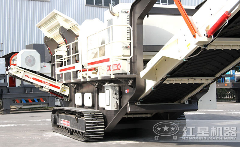 履帶式移動(dòng)破碎機(jī)