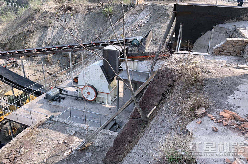 一次成型的小型錘式破碎機(jī)破碎生產(chǎn)線