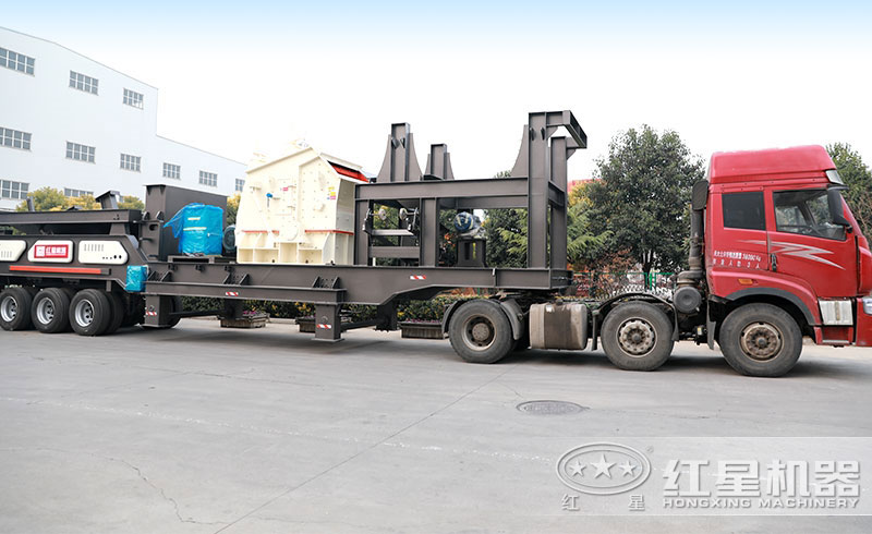 輪胎式移動制砂設(shè)備發(fā)貨現(xiàn)場