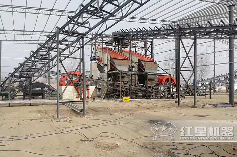 大型固定式制沙生產(chǎn)現(xiàn)場
