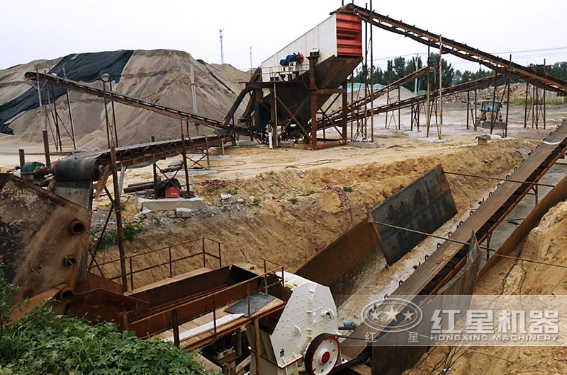 反擊式破碎機生產(chǎn)現(xiàn)場實拍