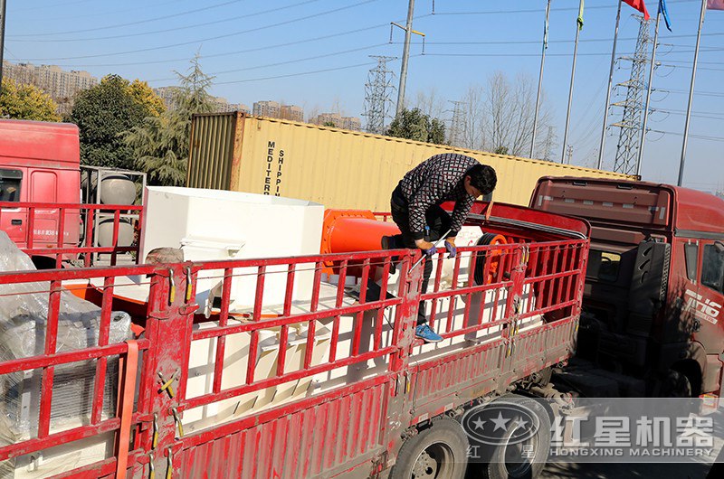 紅星VSI制砂機(jī)準(zhǔn)備發(fā)貨