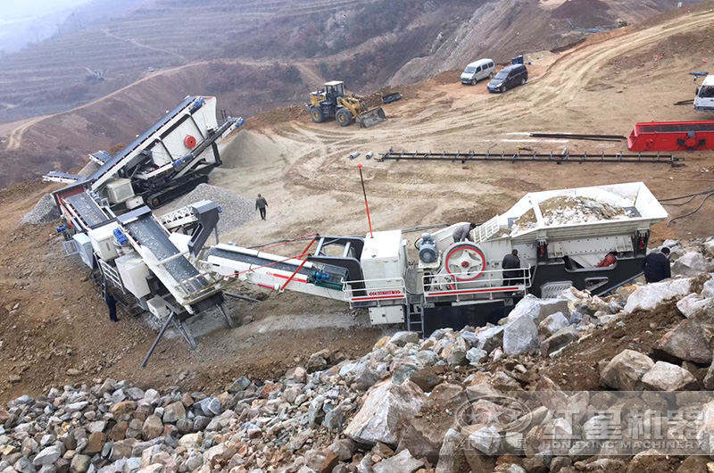 多機(jī)聯(lián)合的大型環(huán)保移動(dòng)破碎現(xiàn)場實(shí)拍