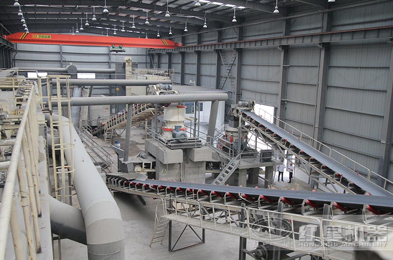  圓錐破碎制砂設(shè)備生產(chǎn)現(xiàn)場(chǎng)