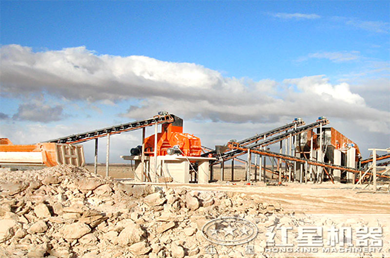 反擊式破碎機(jī)生產(chǎn)現(xiàn)場(chǎng)實(shí)拍