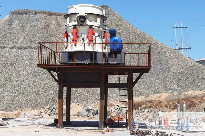 石英石圓錐式破碎設(shè)備生產(chǎn)線現(xiàn)場(chǎng) 石英石圓錐式破碎設(shè)備生產(chǎn)線現(xiàn)場(chǎng)